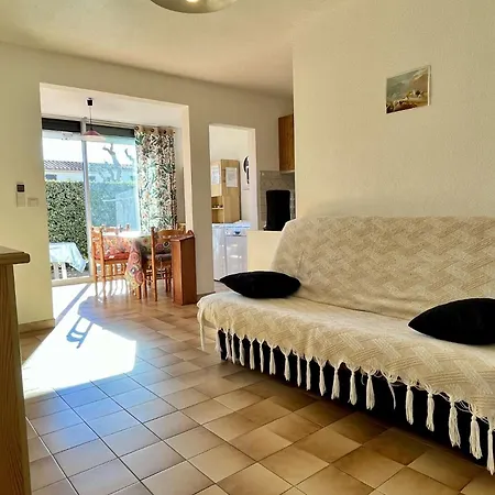 Apartment 2 Pieces 5 Couchages Sur Ar590-010